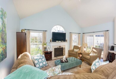 8632 Lazelle Commons Dr-18.jpg