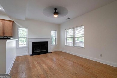 2401 Rose Palm Place, Atlanta, GA 30315 - photo 6