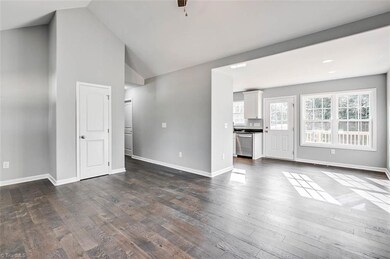 911 Mount Shepherd Rd, Asheboro, NC 27205 - photo 3