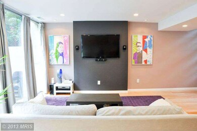 11511 Maple Ridge Rd, Reston, VA 20190 - photo 4