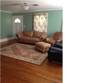 313 Hortense St, New Iberia, LA 70563 - photo 2