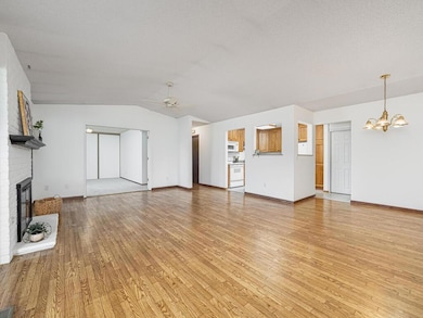 984 Yuma Ln N, Plymouth, MN 55447 - photo 6