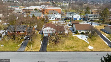 3911 Grant St, Reading, PA 19606 - photo 2