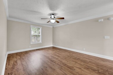 135 Excell Rd unit 102, Clarksville, TN 37043 - photo 6