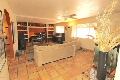 Frontroom