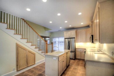 552 Magnolia Ave, Saint Simons Island, GA 31522 - photo 2