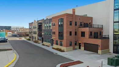 412 5th St N unit 526, Fargo, ND 58102 - photo 2