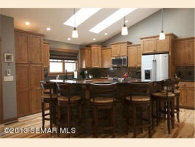 148 Cobblestone Ln, Winona, MN 55987 - photo 4