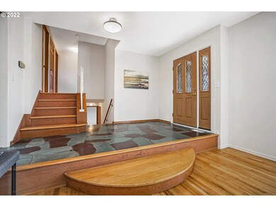 Entrance/Foyer