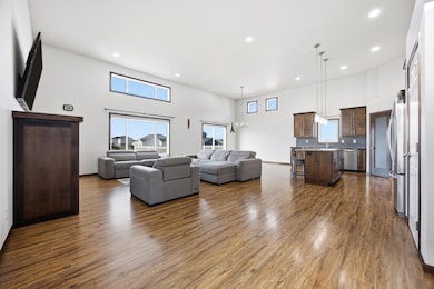 2216 10th Ct W, West Fargo, ND 58078 - photo 5