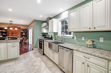 1439 Clearview St, Forked River, NJ 08731 - photo 5