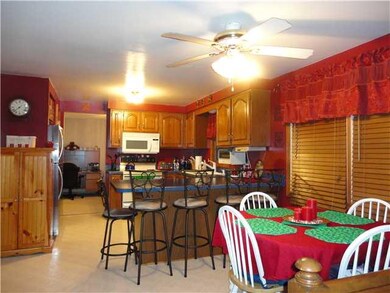 482 Homestead Dr, North Tonawanda, NY 14120 - photo 4