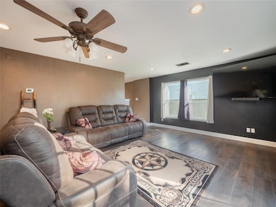 401 Bello Dr, Leander, TX 78641 - photo 6