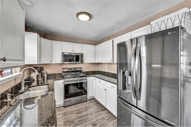 5827 Tanager Ct, Mentor, OH 44060 - photo 6