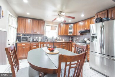 516 Perry St, Ridley Park, PA 19078 - photo 5