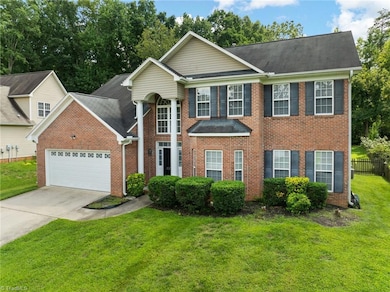 2270 Glen Cove Way, High Point, NC 27265 - photo 3