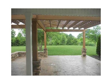 265 Arlington Dr, Batesville, IN 47006 - photo 2