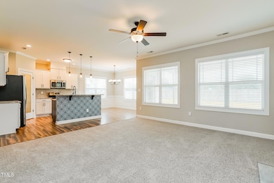 002-photo-living-room-14534121