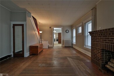 115 S Madison St, Allentown, PA 18102 - photo 4