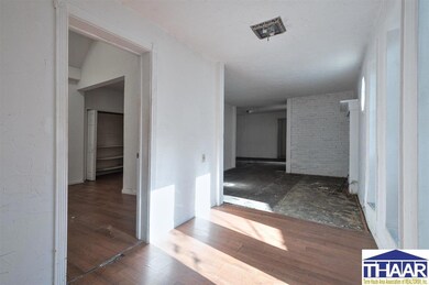 2041 N 9th St, Terre Haute, IN 47804 - photo 4