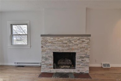 4607 Lanark Rd, Center Valley, PA 18034 - photo 6