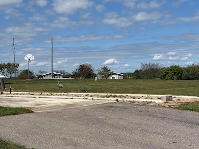 1330 Hanover Rd unit 31, Delaware, OH 43015 - photo 2