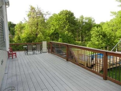 122 Malden St, Worcester, MA 01606 - photo 4