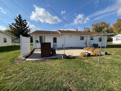 1305 Wright St, Bellefontaine, OH 43311 - photo 5