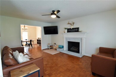 1919 Harvell St, Asheboro, NC 27205 - photo 4