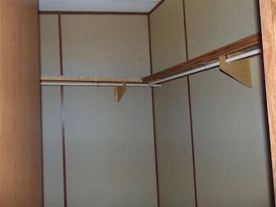 402 Smallmouth Dr, Scottsville, KY 42164 - photo 7