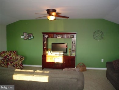 69 Kugler Rd, Royersford, PA 19468 - photo 7