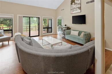 1303 Angelina Cir, College Station, TX 77840 - photo 4