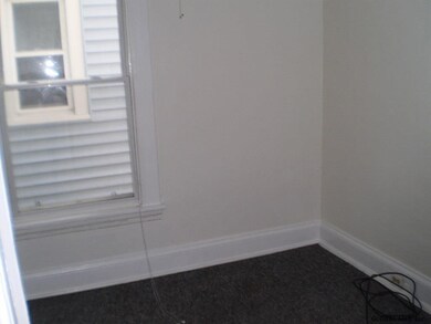 10 Hurlbut St, Albany, NY 12209 - photo 5