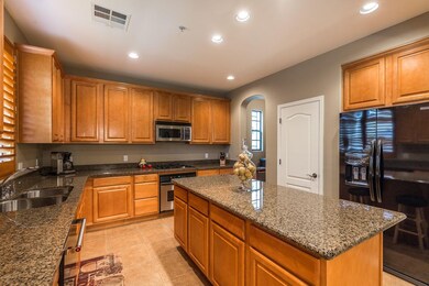 004_Kitchen