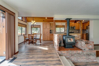 305 Richard Way, Jacksonville, OR 97530 - photo 7