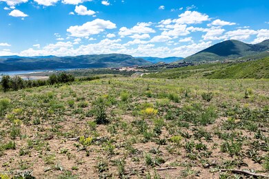 3_Land-Lot_high_3710627