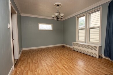 848 Cleveland Ave, Schenectady, NY 12306 - photo 4