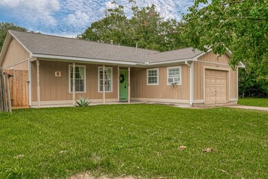 1414 Houston St, Rosenberg, TX 77471 - photo 2