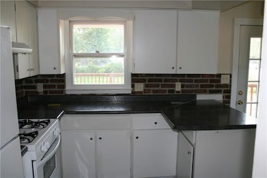 3101 E Douglas Ave, Des Moines, IA 50317 - photo 5