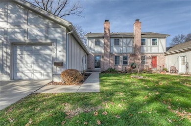 10147 Edelweiss Cir, Shawnee, KS 66203 - photo 2