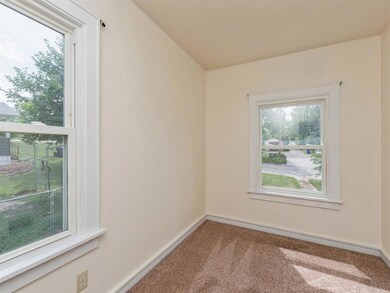 1515 8th St SW, Cedar Rapids, IA 52404 - photo 7