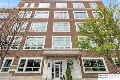 1502 Jones St unit 209, Omaha, NE 68102 - photo 2