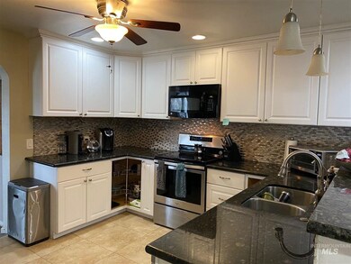 1220 E Amity Ave, Nampa, ID 83686 - photo 2