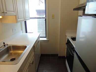 21 Charter St unit Suite: 401, Boston, MA 02113 - photo 3