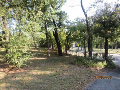 715 S Lillis Ln, Denison, TX 75020 - photo 7