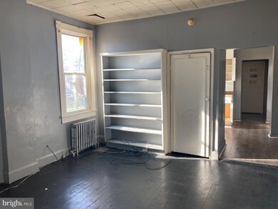 226 S Monastery Ave, Baltimore, MD 21229 - photo 4