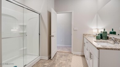 4_TN_Memphis_Lacombe_Primary-Bathroom