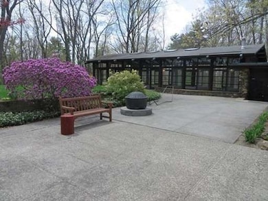 16 Oakman St, Turners Falls, MA 01376 - photo 6