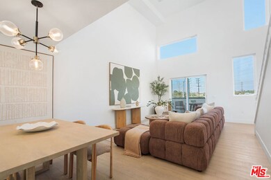 11210 W Victory Blvd, Burbank, CA 91606 - photo 6