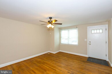 8639 Willow Oak Rd, Parkville, MD 21234 - photo 5